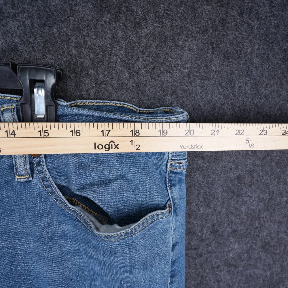 Levi's 541 Athletic Taper Blue Jeans Mens 42x32 Excellent Medium Wash Denim